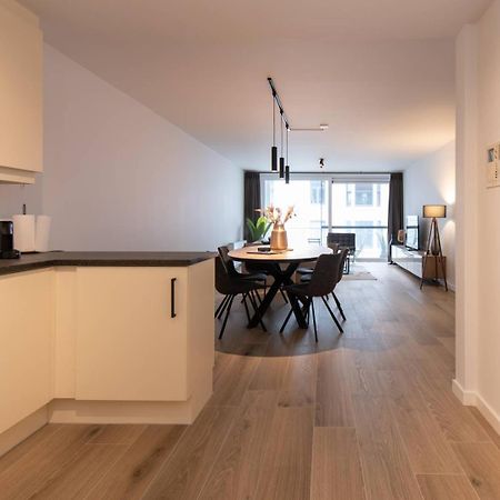Luxueus, Ruim Appartement Op 350M Van Het Strand Ostenda Esterno foto
