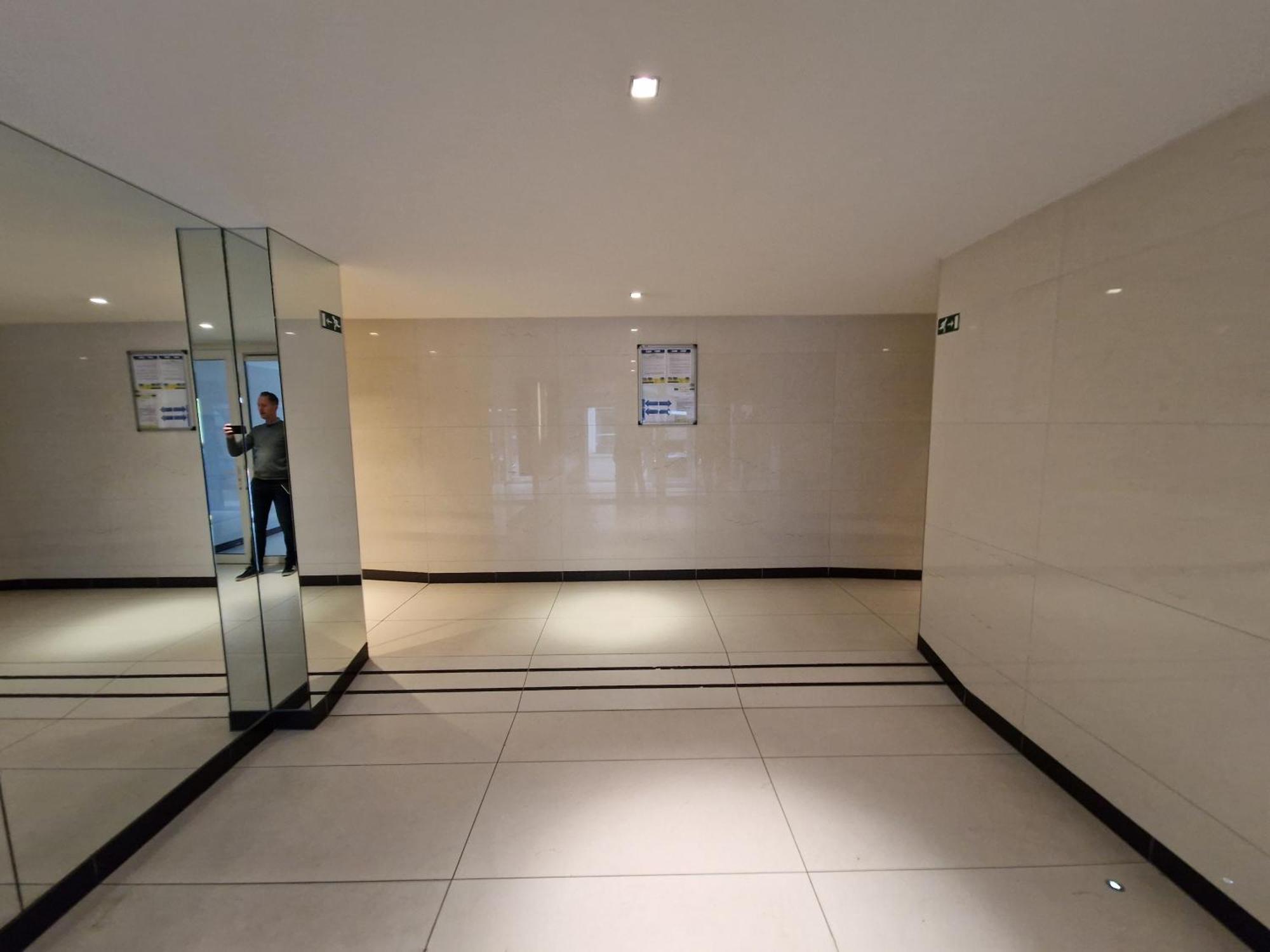 Luxueus, Ruim Appartement Op 350M Van Het Strand Ostenda Esterno foto