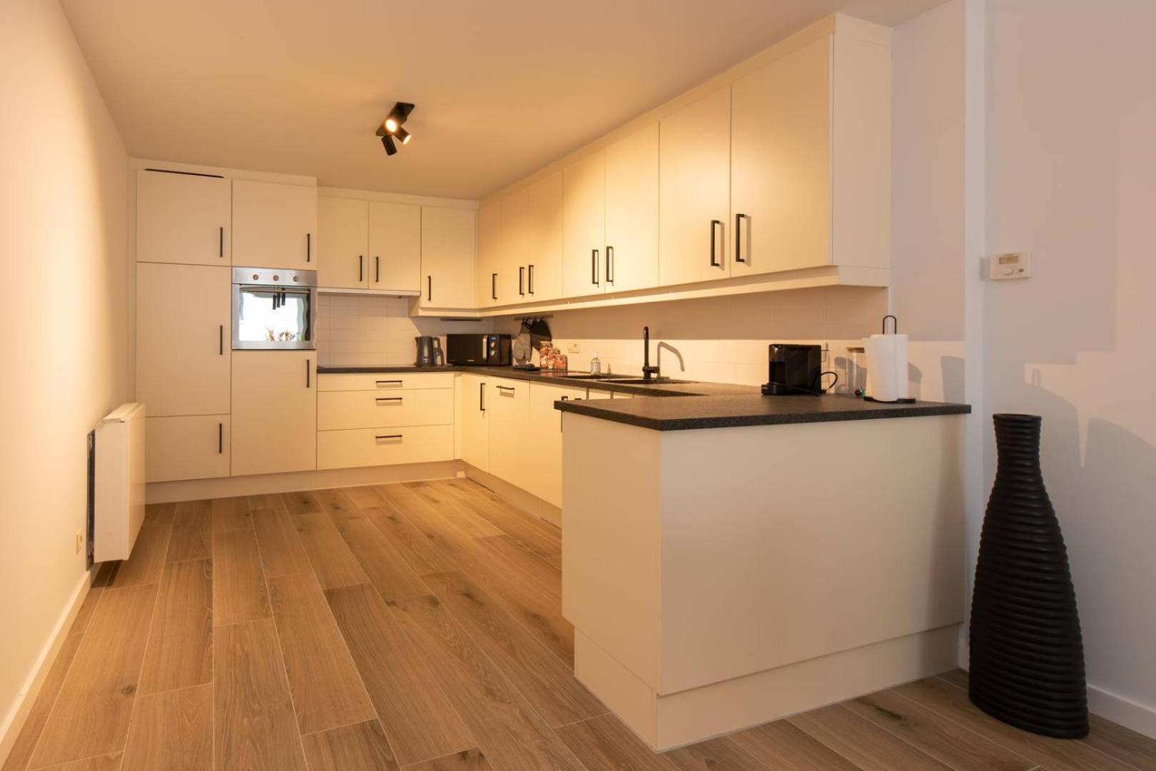 Luxueus, Ruim Appartement Op 350M Van Het Strand Ostenda Esterno foto